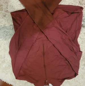 Lululemon cropped half zip